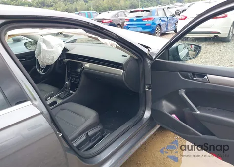 2021 Volkswagen Passat 2.0T Se from USA, damaged, VIN 1VWSA7A37MC017516